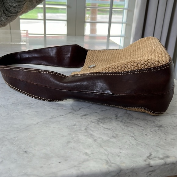 RARE Bottega Veneta Leather and Woven Jute Handbag, Authentic. European chic!! - Picture 11 of 11